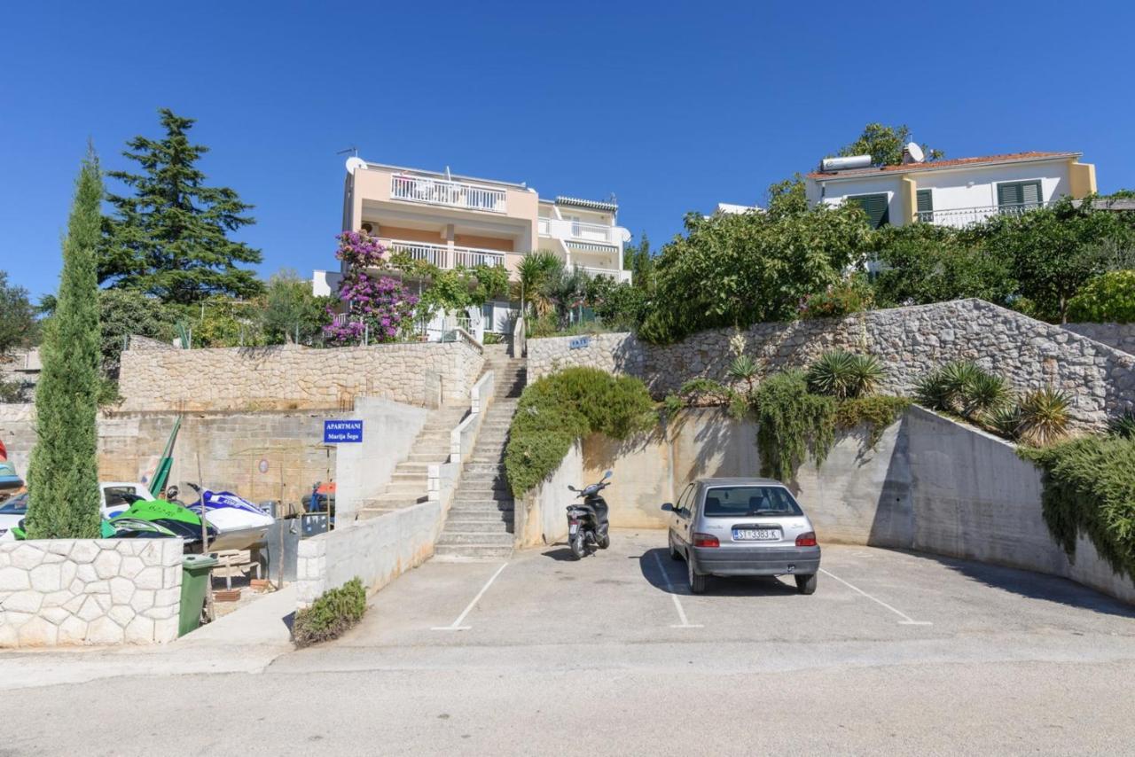 Apartments Marija โอครูกกอร์นญี ภายนอก รูปภาพ