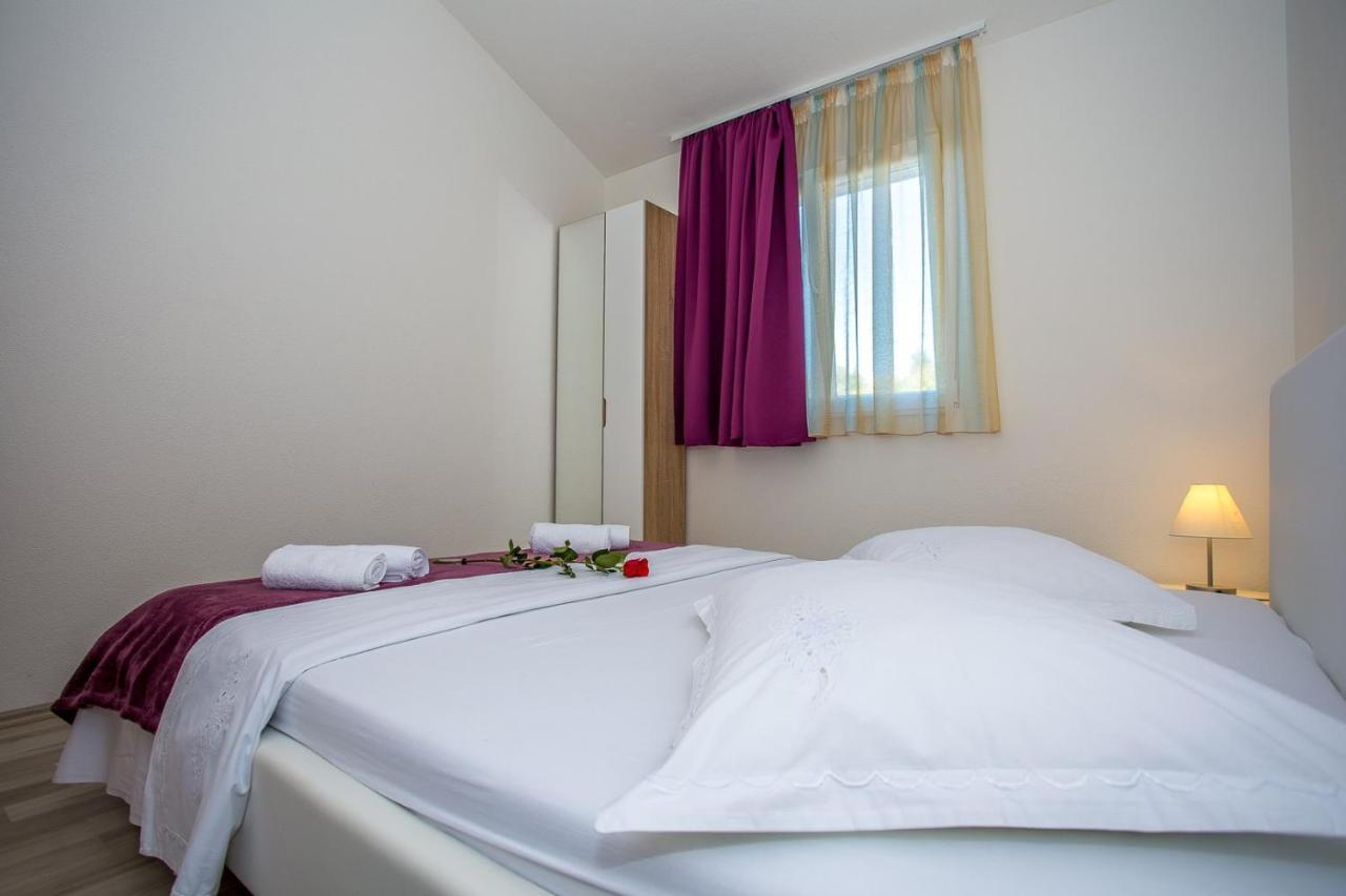 Apartments Marija โอครูกกอร์นญี ภายนอก รูปภาพ