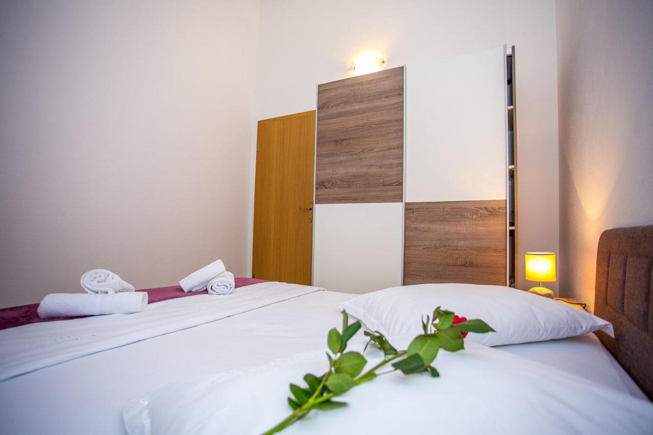 Apartments Marija โอครูกกอร์นญี ภายนอก รูปภาพ